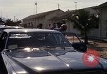 Standbild Dr Seamans geben Medaillen an die VAF-Truppen Nha Trang Vietnam AFB, 1970, aus Sekunde 37 historischem Filmmaterial Videoclip 65675026837