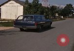 Standbild Dr Seamans geben Medaillen an die VAF-Truppen Nha Trang Vietnam AFB, 1970, aus Sekunde 52 historischem Filmmaterial Videoclip 65675026837