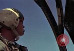 Standbild USAF A-1E Flugzeuge fallende Bomben Bien Hoa Vietnam ab, 1965, aus Sekunde 9 historischem Filmmaterial Videoclip 65675026852