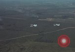 Standbild zwei USAF A-1E Flugzeuge fliegen Bien Hoa Vietnam ab, 1965, aus Sekunde 5 historischem Filmmaterial Videoclip 65675026853