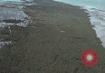 Standbild USAF A-1E skyraiders Loslassen napalm fällt Bien Hoa Vietnam ab, 1965, aus Sekunde 58 historischem Filmmaterial Videoclip 65675026854