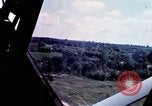 Standbild O-1E Flugzeug aus während des Betriebs Attleboro Dau Tieng Landebahn Vietnam, 1966, aus Sekunde 10 historischem Filmmaterial Videoclip 65675026869