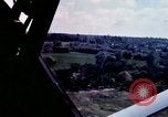Standbild O-1E Flugzeug aus während des Betriebs Attleboro Dau Tieng Landebahn Vietnam, 1966, aus Sekunde 11 historischem Filmmaterial Videoclip 65675026869