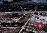 Standbild O-1E Flugzeug aus während des Betriebs Attleboro Dau Tieng Landebahn Vietnam, 1966, aus Sekunde 16 historischem Filmmaterial Videoclip 65675026869