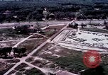Standbild O-1E Flugzeug aus während des Betriebs Attleboro Dau Tieng Landebahn Vietnam, 1966, aus Sekunde 18 historischem Filmmaterial Videoclip 65675026869
