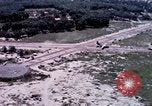 Standbild O-1E Flugzeug aus während des Betriebs Attleboro Dau Tieng Landebahn Vietnam, 1966, aus Sekunde 31 historischem Filmmaterial Videoclip 65675026869