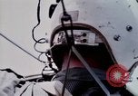 Standbild O-1E Flugzeug aus während des Betriebs Attleboro Dau Tieng Landebahn Vietnam, 1966, aus Sekunde 51 historischem Filmmaterial Videoclip 65675026869