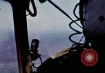 Standbild O-1E Flugzeug aus während des Betriebs Attleboro Dau Tieng Landebahn Vietnam, 1966, aus Sekunde 56 historischem Filmmaterial Videoclip 65675026869