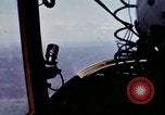 Standbild O-1E Flugzeug aus während des Betriebs Attleboro Dau Tieng Landebahn Vietnam, 1966, aus Sekunde 59 historischem Filmmaterial Videoclip 65675026869