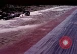 Standbild Aktivitäten der Piloten im Cockpit der C-123-Ebene Dau Tieng Vietnam, 1966, aus Sekunde 16 historischem Filmmaterial Videoclip 65675026870