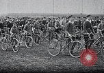 Immagine di Wandervogel marching Germania, 1915, secondo 29 filmato di repertorio 65675026874
