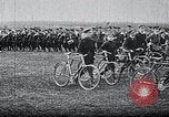 Immagine di Wandervogel marching Germania, 1915, secondo 35 filmato di repertorio 65675026874