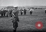 Immagine di Wandervogel marching Germania, 1915, secondo 44 filmato di repertorio 65675026874