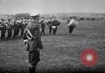 Immagine di Wandervogel marching Germania, 1915, secondo 45 filmato di repertorio 65675026874