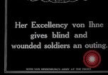 Immagine di Frau von Ihne Berlino Germania, 1915, secondo 5 filmato di repertorio 65675026875