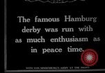 Immagine di Deutsches Derby Amburgo Germania, 1915, secondo 6 filmato di repertorio 65675026880