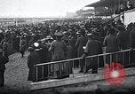 Immagine di Deutsches Derby Amburgo Germania, 1915, secondo 37 filmato di repertorio 65675026880