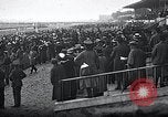 Immagine di Deutsches Derby Amburgo Germania, 1915, secondo 38 filmato di repertorio 65675026880