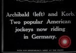 Immagine di Deutsches Derby Amburgo Germania, 1915, secondo 57 filmato di repertorio 65675026880