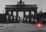 Immagine di Unicyclists Berlino Germania, 1930, secondo 4 filmato di repertorio 65675026884