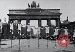 Immagine di Unicyclists Berlino Germania, 1930, secondo 12 filmato di repertorio 65675026884