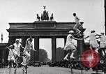 Immagine di Unicyclists Berlino Germania, 1930, secondo 24 filmato di repertorio 65675026884