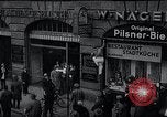 Standbild gefährliche Leistung Berlin Deutschland, 1930, aus Sekunde 9 historischem Filmmaterial Videoclip 65675026888