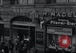 Standbild gefährliche Leistung Berlin Deutschland, 1930, aus Sekunde 14 historischem Filmmaterial Videoclip 65675026888