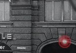 Standbild gefährliche Leistung Berlin Deutschland, 1930, aus Sekunde 21 historischem Filmmaterial Videoclip 65675026888