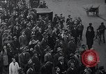 Standbild gefährliche Leistung Berlin Deutschland, 1930, aus Sekunde 23 historischem Filmmaterial Videoclip 65675026888