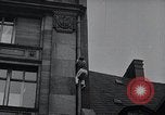 Standbild gefährliche Leistung Berlin Deutschland, 1930, aus Sekunde 29 historischem Filmmaterial Videoclip 65675026888