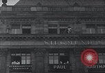 Standbild gefährliche Leistung Berlin Deutschland, 1930, aus Sekunde 56 historischem Filmmaterial Videoclip 65675026888