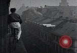 Standbild gefährliche Leistung Berlin Deutschland, 1930, aus Sekunde 60 historischem Filmmaterial Videoclip 65675026888
