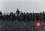 Standbild Generäle Inspektion US3 Armee Truppen Frankreich, 1918, aus Sekunde 30 historischem Filmmaterial Videoclip 65675026889