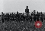 Standbild Generäle Inspektion US3 Armee Truppen Frankreich, 1918, aus Sekunde 33 historischem Filmmaterial Videoclip 65675026889