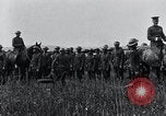 Standbild Generäle Inspektion US3 Armee Truppen Frankreich, 1918, aus Sekunde 35 historischem Filmmaterial Videoclip 65675026889