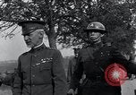 Standbild Generäle Inspektion US3 Armee Truppen Frankreich, 1918, aus Sekunde 38 historischem Filmmaterial Videoclip 65675026889