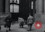 Standbild Ereignisse während der 1918 deutschen Revolution Berlin Deutschland, 1918, aus Sekunde 29 historischem Filmmaterial Videoclip 65675026890