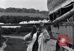 Standbild Kohlegas als Brennstoff im Ersten Weltkrieg verwendet Nottingham England Vereinigtes Königreich, 1918, aus Sekunde 33 historischem Filmmaterial Videoclip 65675026891