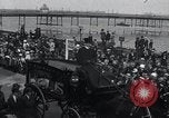 Standbild Körper von Edith Louisa Cavell Norwich England, 1919, aus Sekunde 19 historischem Filmmaterial Videoclip 65675026892