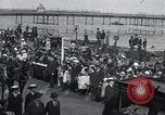 Standbild Körper von Edith Louisa Cavell Norwich England, 1919, aus Sekunde 25 historischem Filmmaterial Videoclip 65675026892