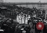 Standbild Körper von Edith Louisa Cavell Norwich England, 1919, aus Sekunde 33 historischem Filmmaterial Videoclip 65675026892