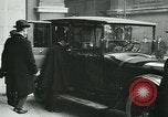 Standbild Ankunft der Würdenträger Paris Frankreich, 1919, aus Sekunde 3 historischem Filmmaterial Videoclip 65675026904