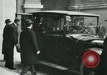 Standbild Ankunft der Würdenträger Paris Frankreich, 1919, aus Sekunde 5 historischem Filmmaterial Videoclip 65675026904