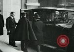 Standbild Ankunft der Würdenträger Paris Frankreich, 1919, aus Sekunde 11 historischem Filmmaterial Videoclip 65675026904