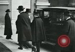 Standbild Ankunft der Würdenträger Paris Frankreich, 1919, aus Sekunde 15 historischem Filmmaterial Videoclip 65675026904