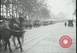 Immagine di Corsa di royalty Parigi Francia, 1919, secondo 29 filmato di repertorio 65675026909