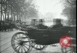 Immagine di Corsa di royalty Parigi Francia, 1919, secondo 39 filmato di repertorio 65675026909