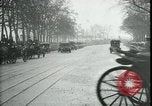 Immagine di Corsa di royalty Parigi Francia, 1919, secondo 40 filmato di repertorio 65675026909