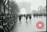 Immagine di Corsa di royalty Parigi Francia, 1919, secondo 49 filmato di repertorio 65675026909